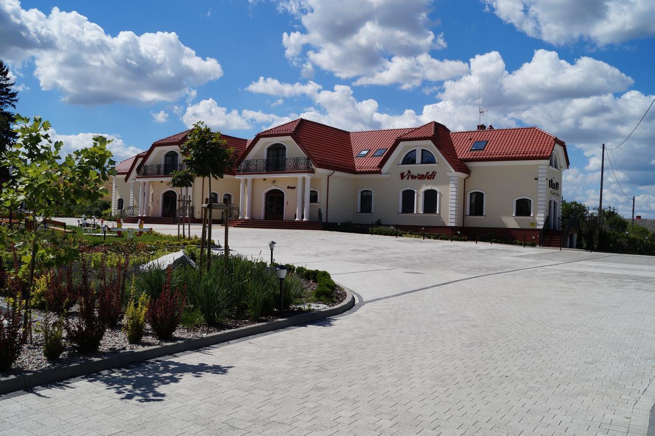 Hotel Viwaldi Baruchowo Exteriér fotografie